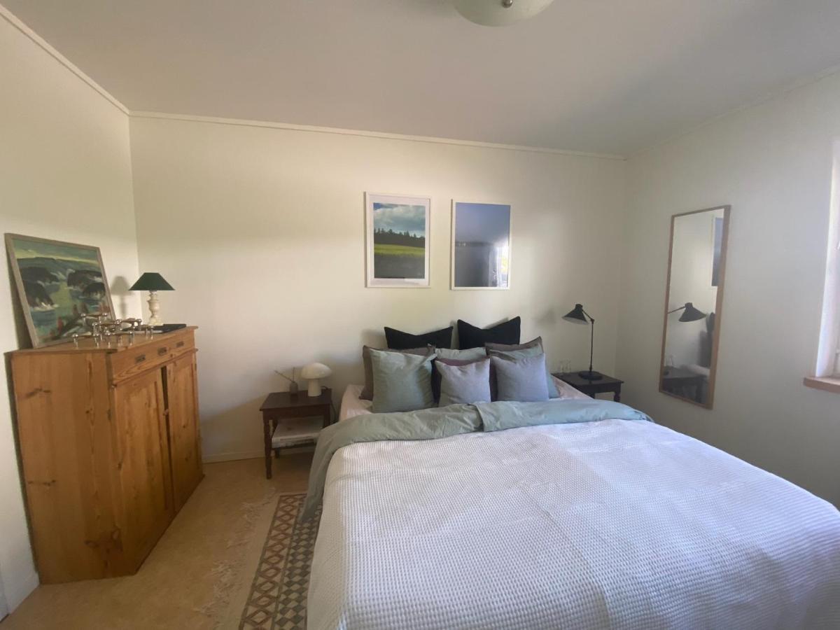 Apartment Right Next To The Golf Course And With The Ocean Just Around The Corner Ljungskile Dış mekan fotoğraf